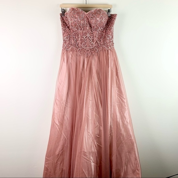 Camille La Vie Prom Dress Juniors 11 - Picture 1 of 12
